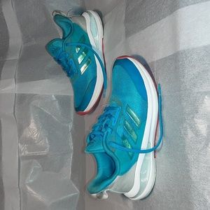 adidas Sneakers 4.5Y = Women 6
